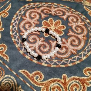 Estate Black and White Beaded Pearl Bracelet